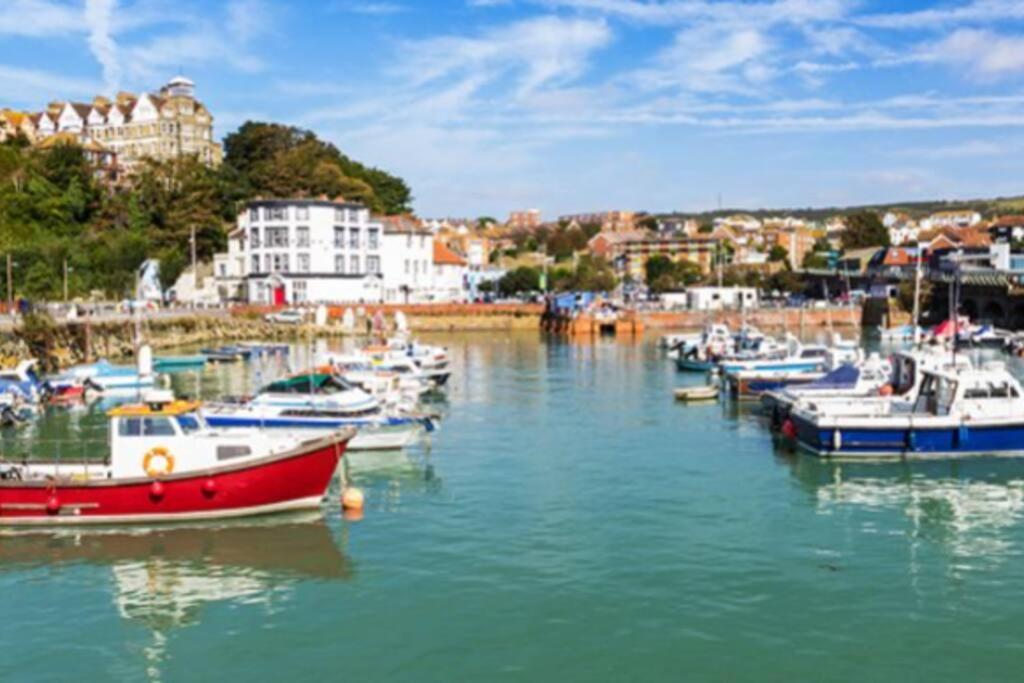 Beautifully Appointed, Period Seaside Apartment Folkestone Exteriör bild